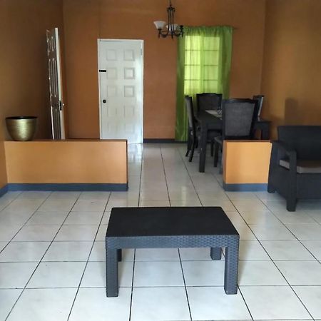 Unity Villa One Bedroom Apartment With, Cable, Park Wifi,Near Beach Montego Bay Esterno foto